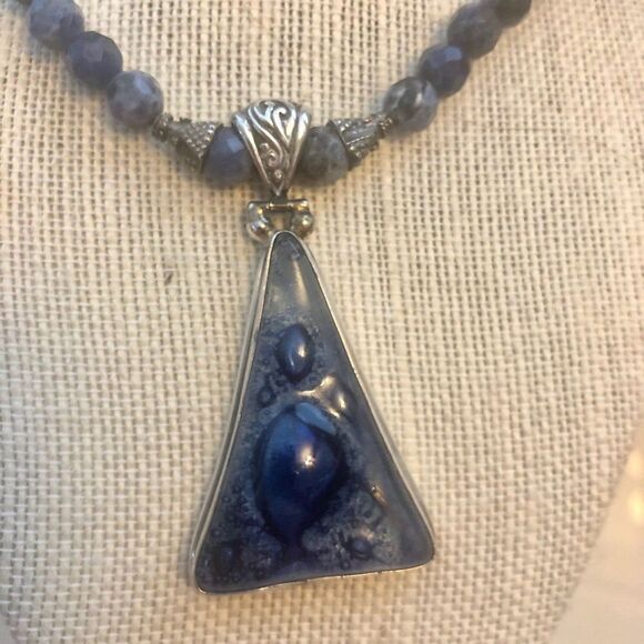 Blue Lapis And Silver Pendant Necklace - Picture 4 of 7